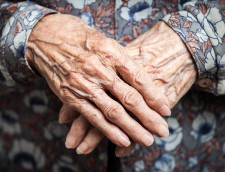 女性更長(zhǎng)壽奧秘：雌激素影響干細(xì)胞數(shù)量與再生力